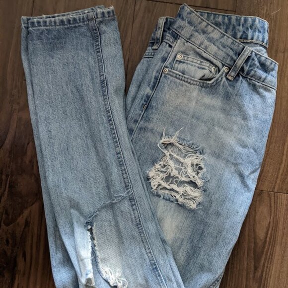 Anine Bing - Distressed Destroyed Jeans | Size 26 Relaxed Fit | Light Wash Blue - Picture 3 of 15